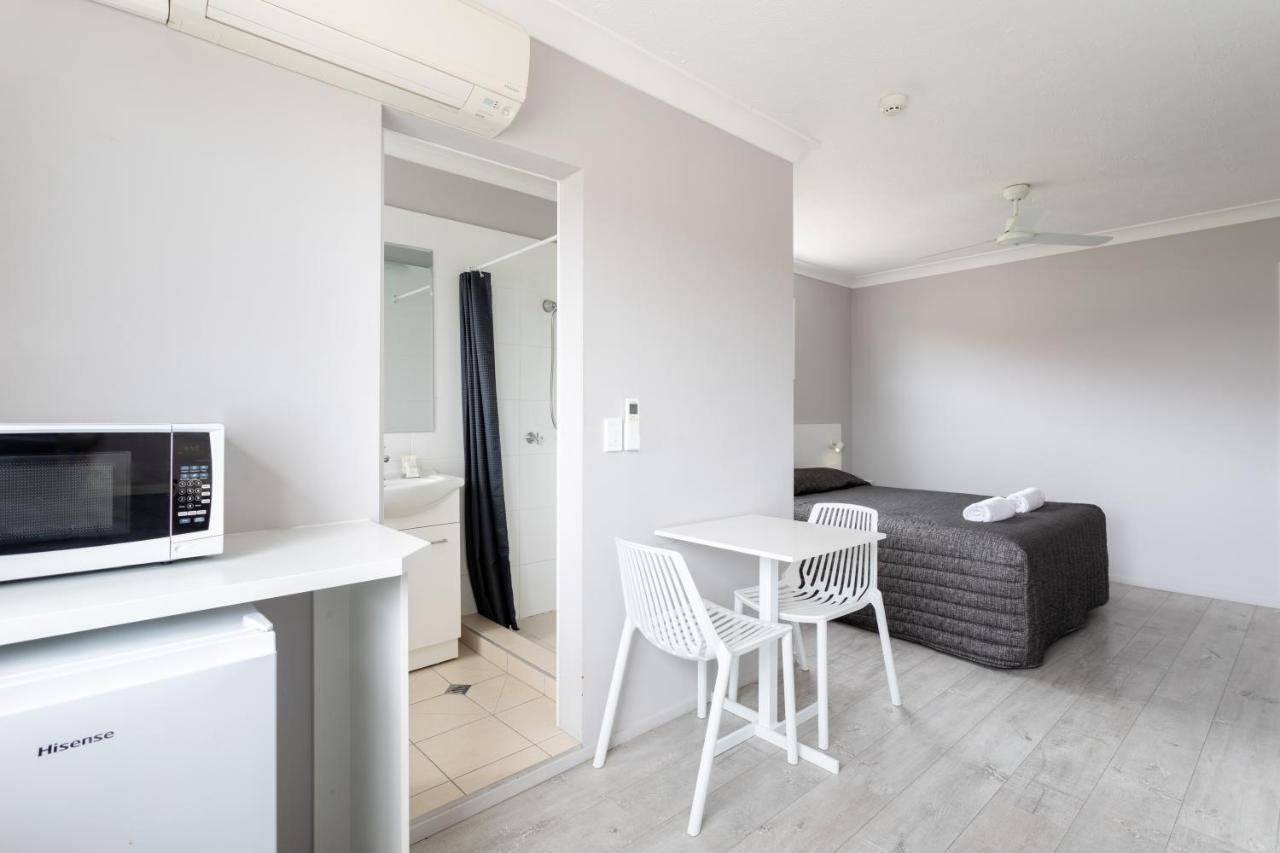Burleigh Gold Coast Motel מראה חיצוני תמונה